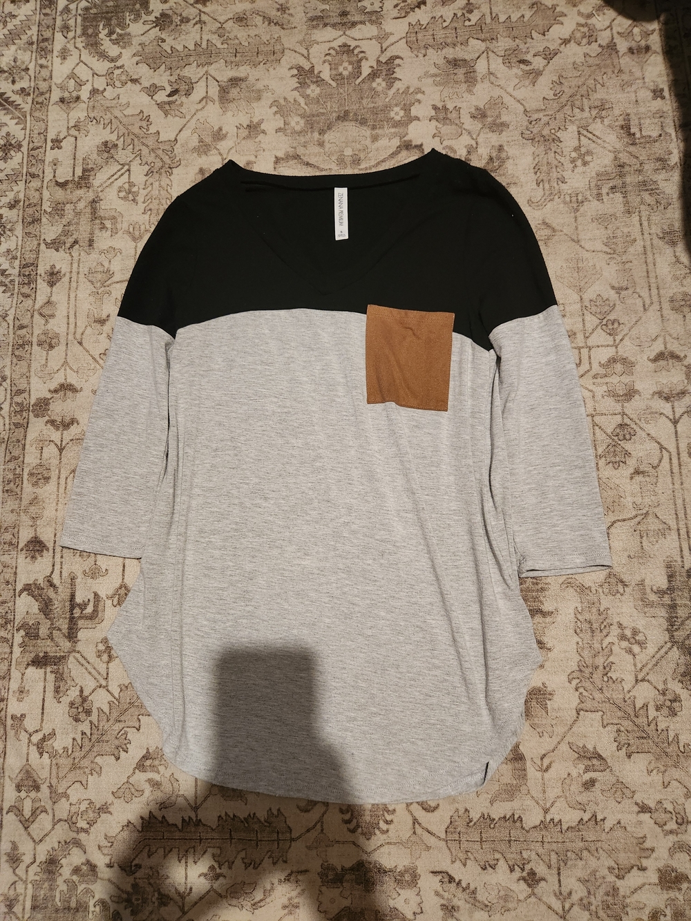 Colorblock V-Neck Long Sleeve Top - Black, Heather Gray & Brown Pocket